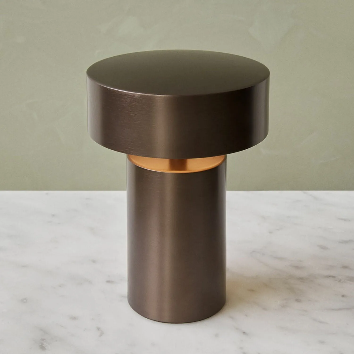 audo copenhagen (menu) | column table lamp | bronze v2