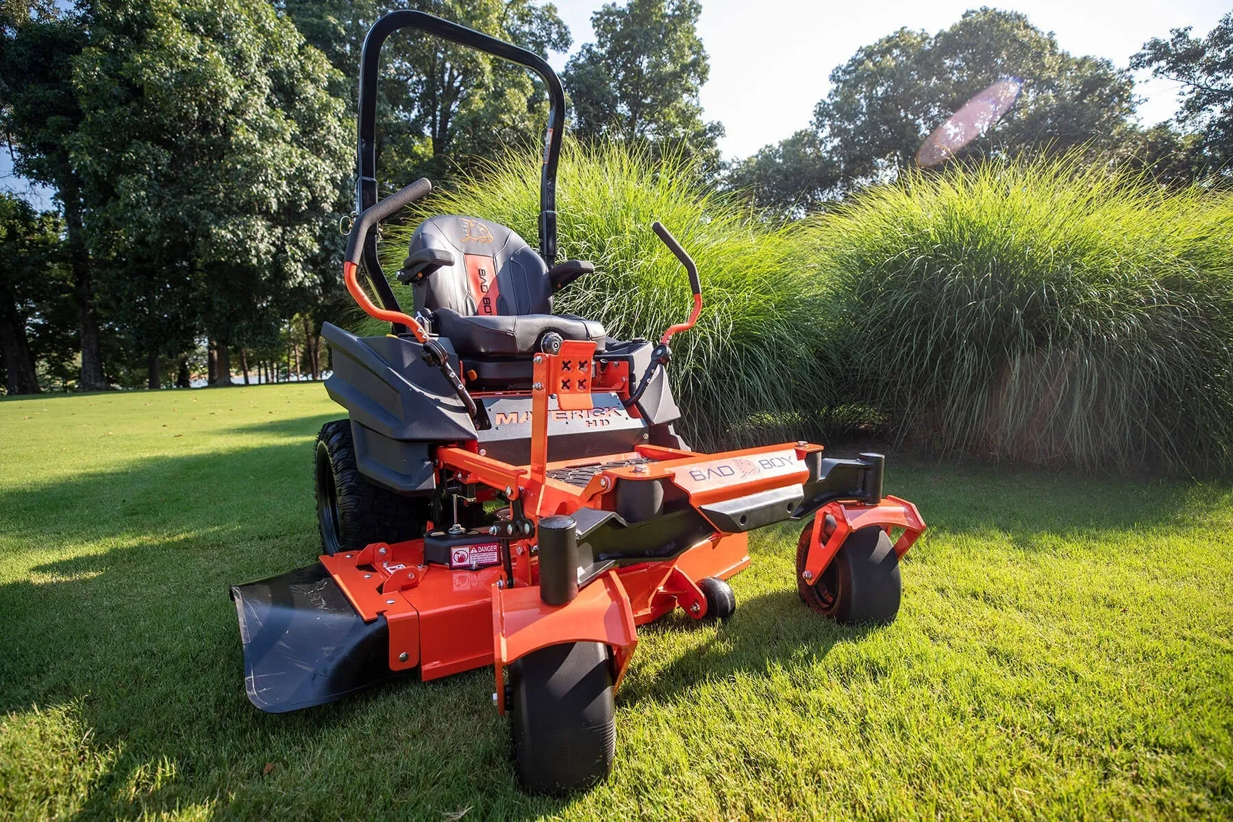 Bad Boy Maverick HD 48" Commercial Zero-Turn Mower w/ 24hp Honda GXV700 EFI