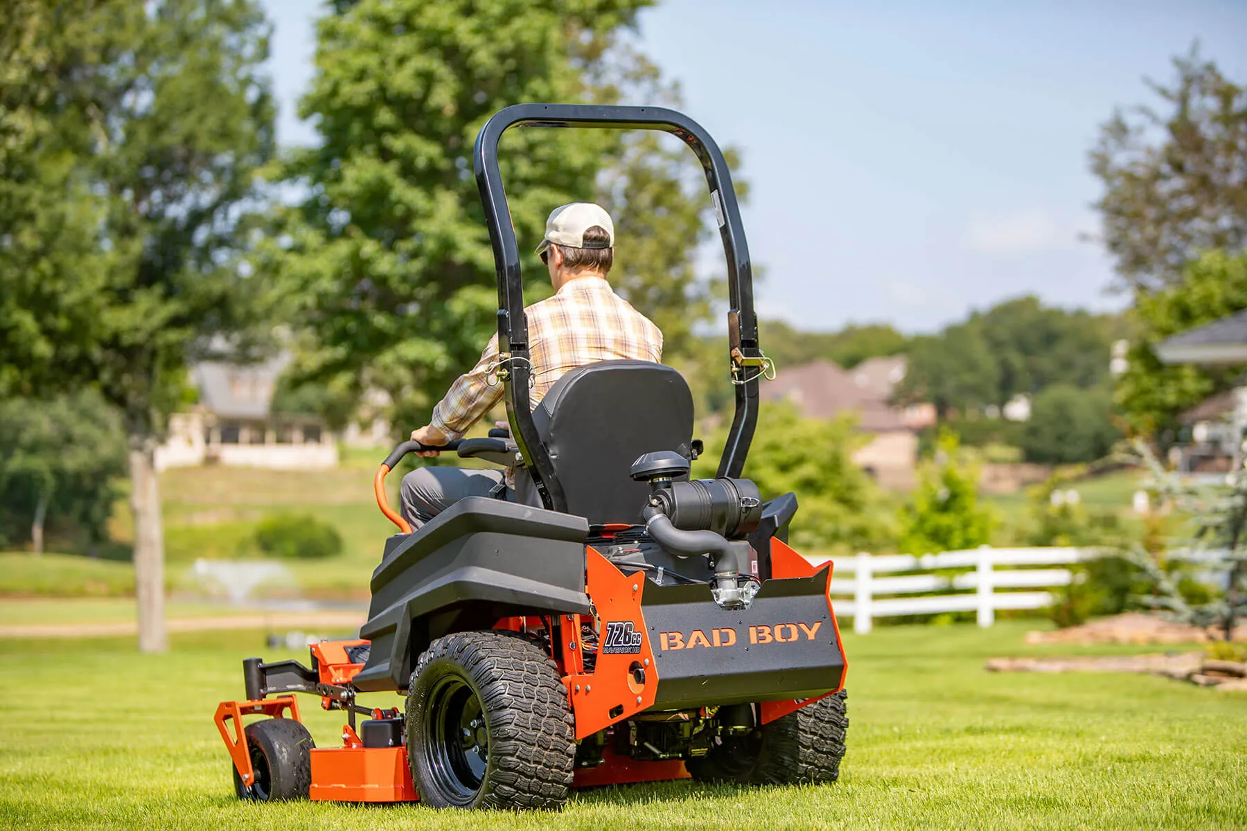 Bad Boy Maverick HD 48" Commercial Zero-Turn Mower w/ 24hp Honda GXV700 EFI