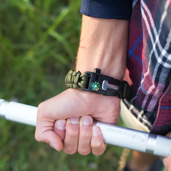 Paracord Survival Bracelet