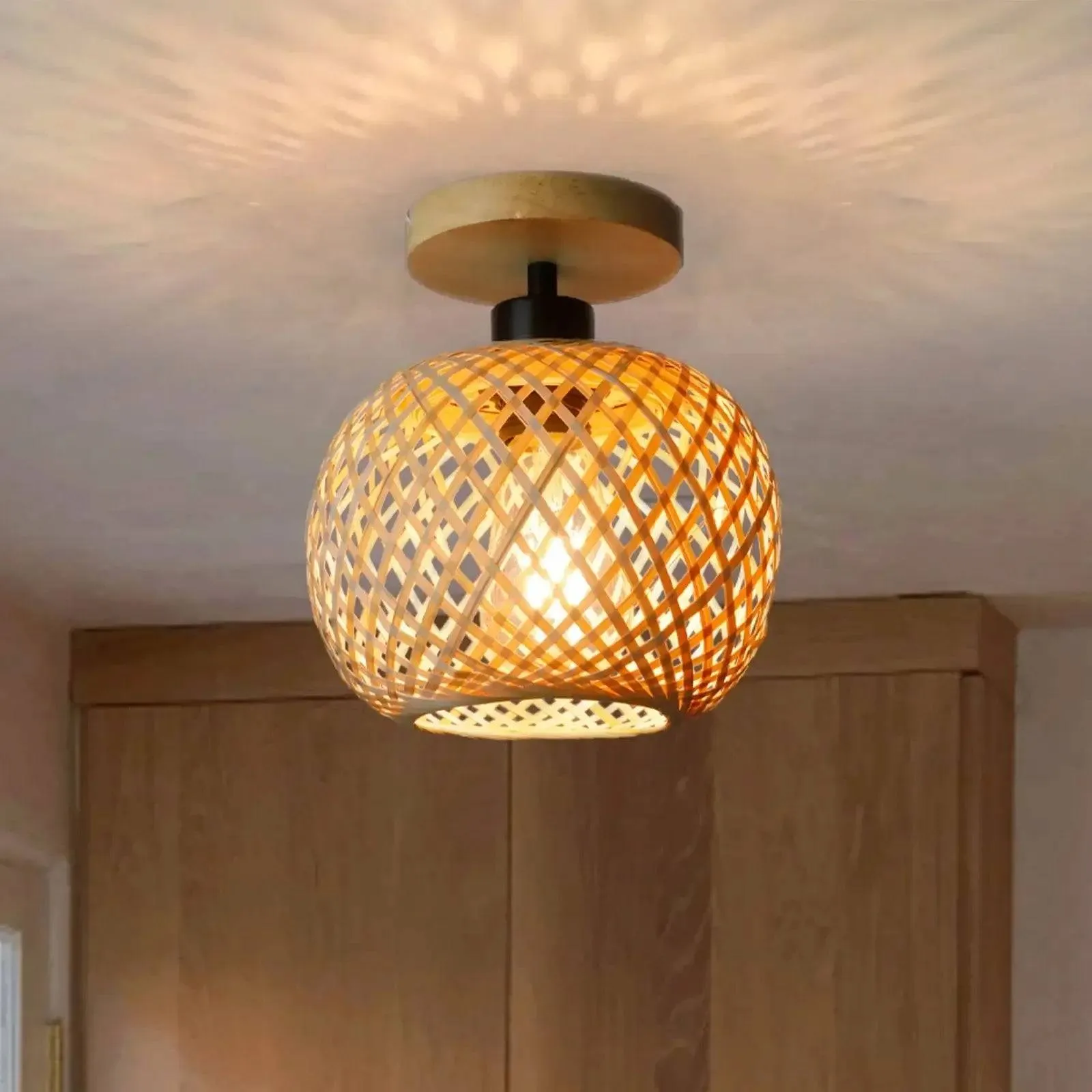 Retro Bamboo Woven Ceiling Light - Eco-Friendly Decorative Chandelier